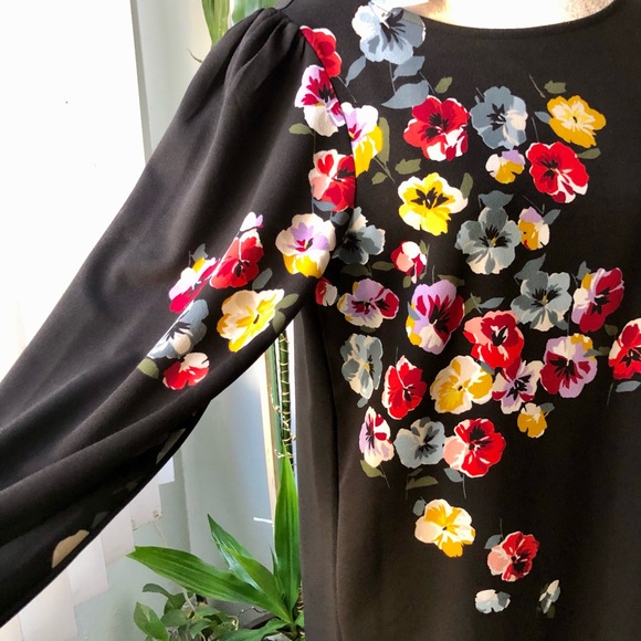 Ann Taylor Flower Dress NWT - Picture 5 of 6